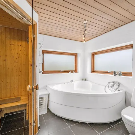 Martje - 900m From The Sea By Interhome بيت للعطل